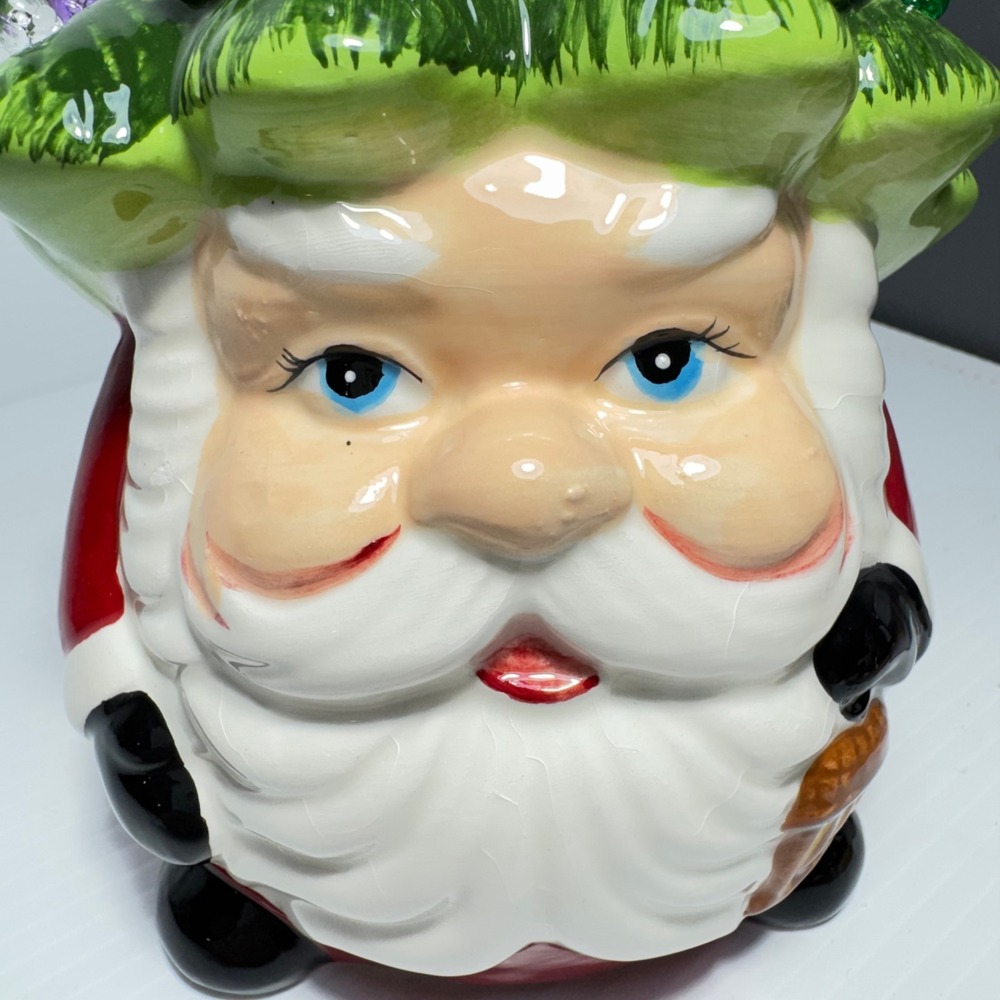 Vintage Style Ceramic Light Up Santa Christmas Tree Figurine Battery Operated - Picture 4 of 12